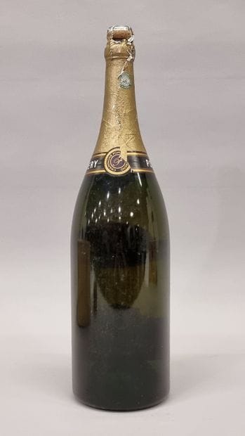 1 JERO CHAMPAGNE BRUT (Caisse Bois d'origine)...