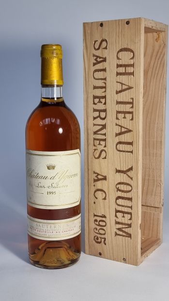 1 B CHATEAU D'YQUEM (original wooden case...