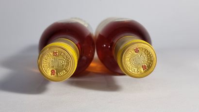 2 1/2 CHATEAU D'YQUEM 1981 C1 Supérieur Sauternes...