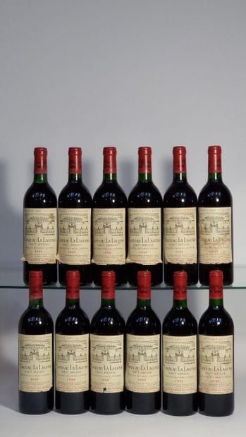 12 B CHATEAU LA LAGUNE (Caisse Bois d'origine)...