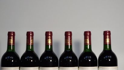 12 B CHATEAU MARGAUX (Caisse Bois d'origine)...