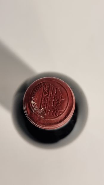 1 B CHATEAU LAFITE ROTHSCHILD 1975 GCC1 Pauillac...