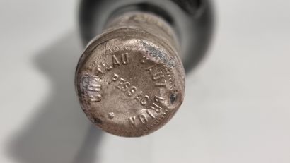 1 B CHATEAU HAUT-BRION 1966 GCC1 Graves (4,2...