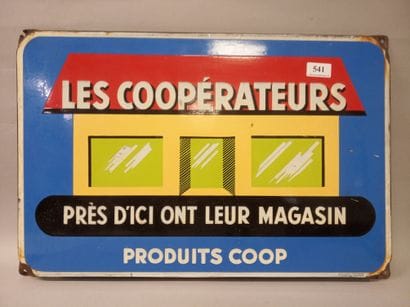 LES COOPERATEURS près d'ici ont leur magasin....