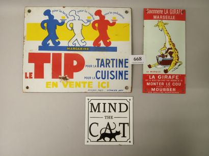 Set of 3 thick enameled sheet metal plates....