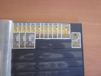Un classeur de TP de Cote D'Ivoire neufs**...