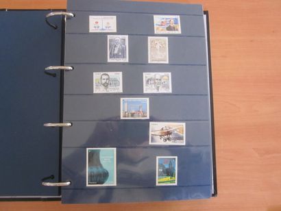 Un album avec feuilles TP de France neufs**...
