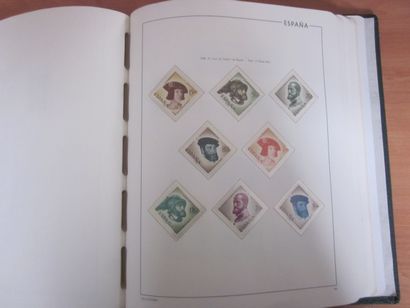 Quatre albums LEUCHTTURM Espagne à 1990 (bon...