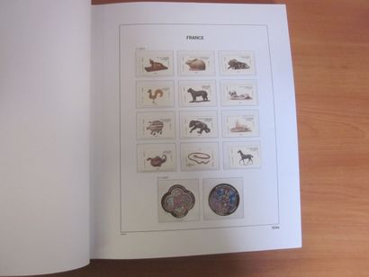 Un album DAVO avec étuis (bon état), TP de...