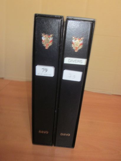 Deux albums DAVO avec étuis (bon état), TP...