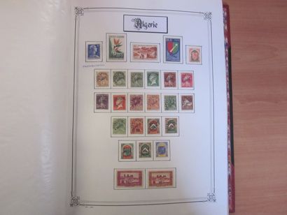 Un album Yvert et Tellier avec étui rouge...