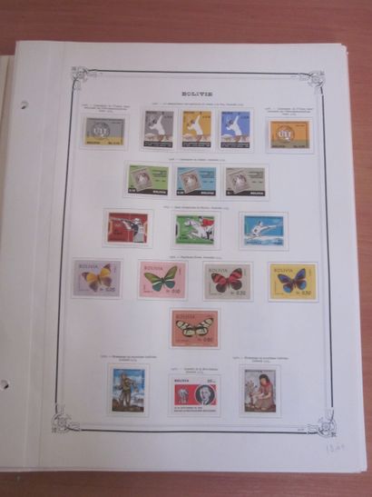 Une pochette avec des pages d'album de TP...
