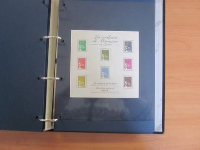 Deux albums avec feuilles LEUCHTTURM TP de...