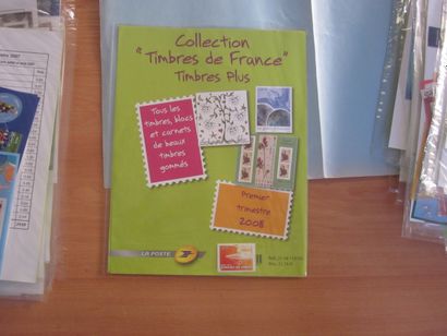 Une pochette avec des TP de France neufs**...