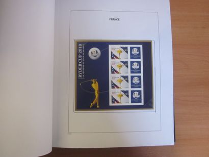 Un album DAVO avec étuis (bon état), TP de...