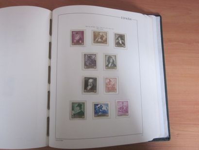 Quatre albums LEUCHTTURM Espagne à 1990 (bon...