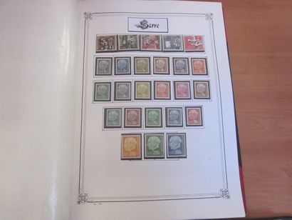 Un album Yvert et Tellier avec étui rouge...