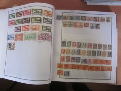 Un carton avec un album de TP des colonies...