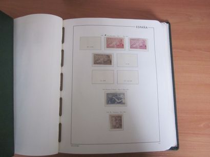 Quatre albums LEUCHTTURM Espagne à 1990 (bon...