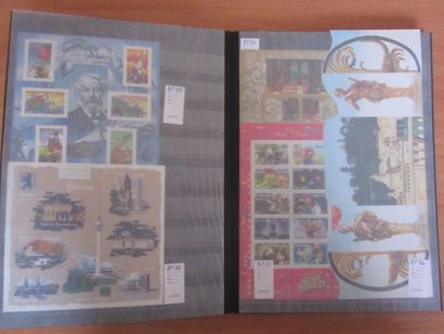 Deux classeurs de stock TP France neufs**...