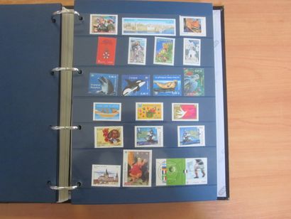 Deux albums avec feuilles LEUCHTTURM TP de...