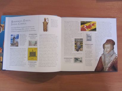 Un petit carton avec 4 livres édités par...