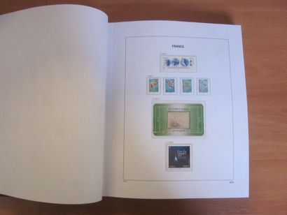 Trois albums DAVO avec étuis (bon état),...