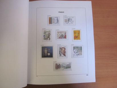 Un album DAVO avec étuis (bon état), TP de...