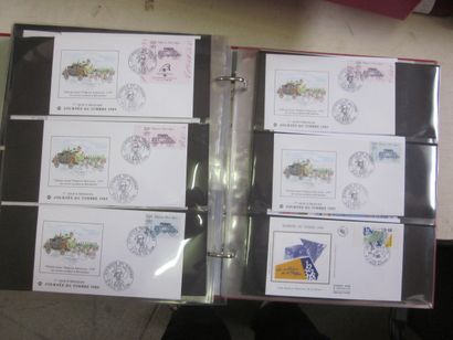 Un carton avec 10 classeurs et une boite...