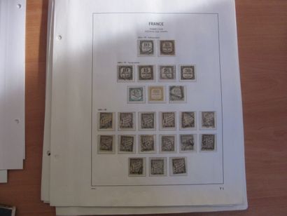 Une pochette avec des pages d'album TP de...