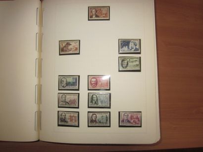 Un carton avec 8 classeurs de TP principalement...