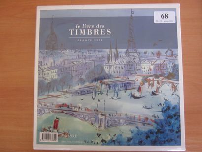 Deux livres des timbres de la poste française...