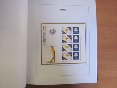 Un album DAVO avec étuis (bon état), TP de...