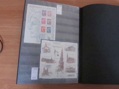 Deux classeurs de stock TP France neufs**...