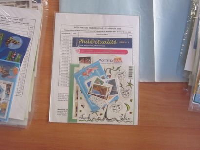 Une pochette avec des TP de France neufs**...
