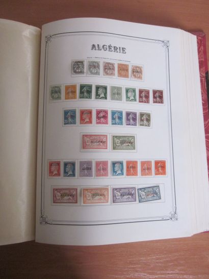 Un album Yvert et Tellier TP Algérie principalement...