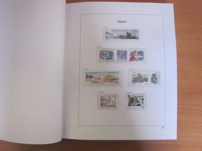 Un album DAVO avec étuis (bon état), TP de...