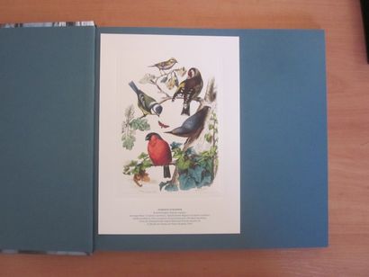 Deux livres des timbres de la poste française...