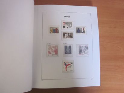 Un album DAVO avec étuis (bon état), TP de...