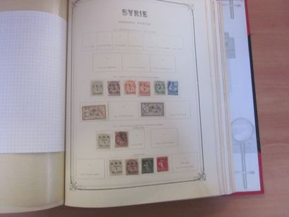 Un album Yvert et Tellier avec étui rouge...