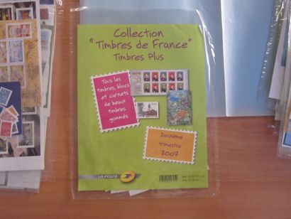 Une pochette avec des TP de France neufs**...