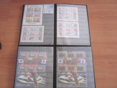 Un carton avec 24 classeurs de TP avec classement...
