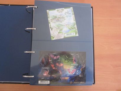 Un album avec feuilles TP de France neufs**...