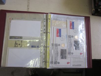 Un carton avec 10 classeurs et une boite...
