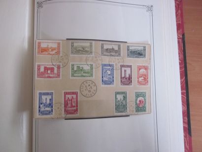 Un album Yvert et Tellier TP Algérie principalement...