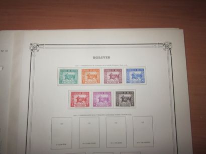 Une pochette avec des pages d'album de TP...