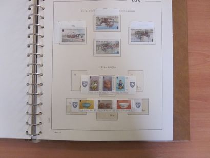 Trois albums avec étuis (2 FI-LABO 1 PHILOS...