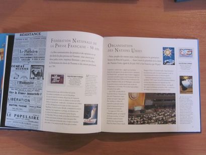 Un petit carton avec 4 livres édités par...