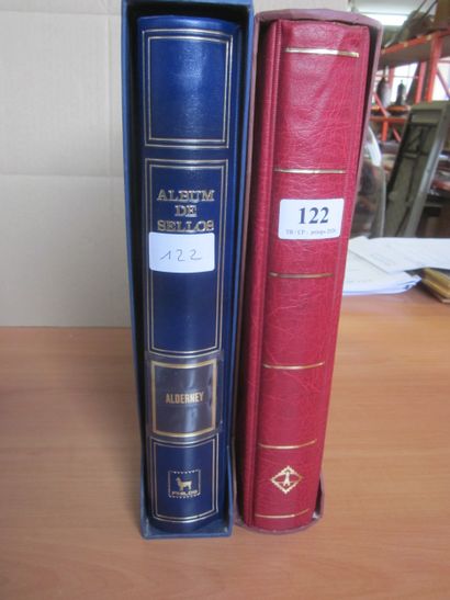Deux albums avec étuis (1 LECHTTURM 1 PHILOS...