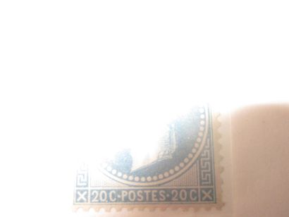 Une pochette avec des pages d'album TP de...